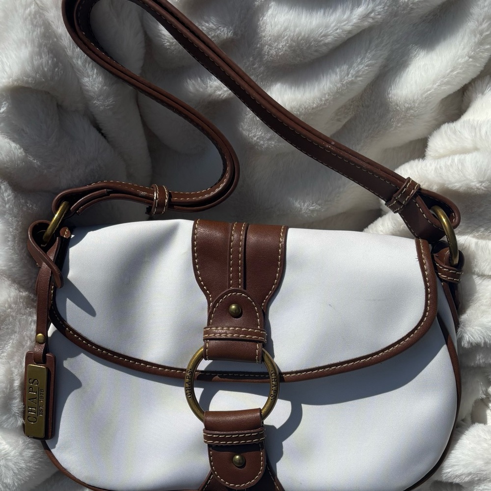 Chaps White and Brown Crossbody Bag with Rich Leather Finish